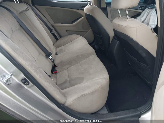 KIA Optima Lx 2014 KNAGM4A78E5522792 Image 8