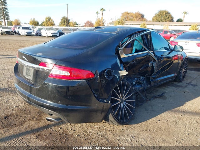2011 JAGUAR XF SAJWA0FB0BLR97066 Photo 3