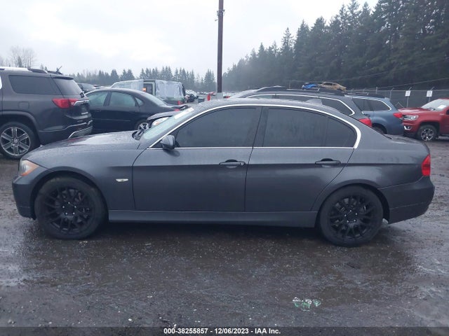2008 BMW 335XI VIN: WBAVD53558A286140