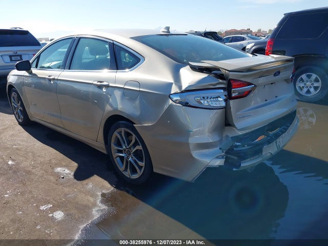 Ford Fusion Hybrid Titanium 2019 3FA6P0RU8KR153486 Image 3