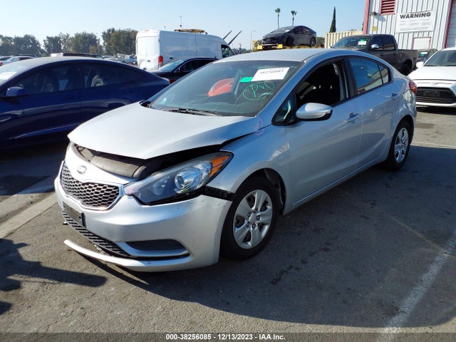 KIA FORTE LX 2016 KNAFK4A67G5580730 Image 2