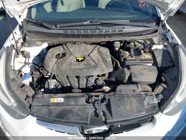 2015 HYUNDAI ELANTRA SE VIN: 5NPDH4AE9FH611653