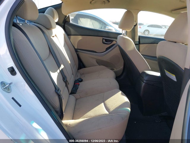 2015 HYUNDAI ELANTRA SE VIN: 5NPDH4AE9FH611653