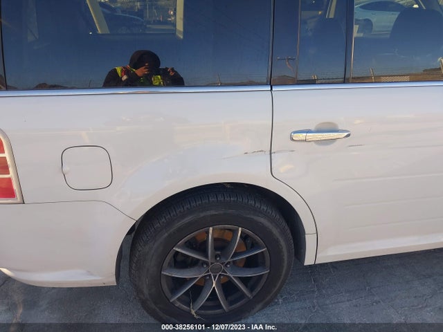 2011 FORD FLEX SEL VIN: 2FMGK5CC4BBD12119
