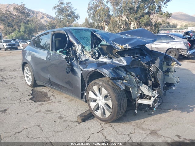 2021 TESLA MODEL Y LONG RANGE DUAL MOTOR ALL-WHEEL DRIVE VIN: 5YJYGDEE2MF215154