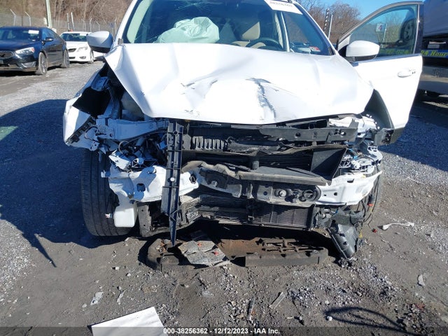 2019 FORD ESCAPE SE VIN: 1FMCU9GD5KUB21922