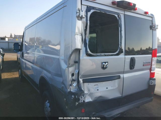 2022 RAM PROMASTER 1500 3C6LRVAGXNE105369 Photo 2