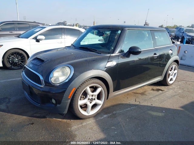 2009 MINI COOPER S WMWMF73559TW87601 Photo 1