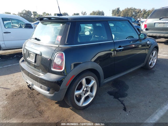 2009 MINI COOPER S WMWMF73559TW87601 Photo 3