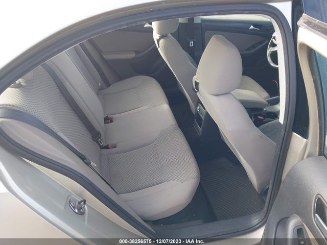 3VW2K7AJ3EM250708 Volkswagen Jetta 2.0l S