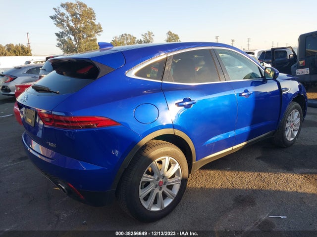 2018 JAGUAR E-PACE SADFJ2FX9J1Z08440 Photo 3