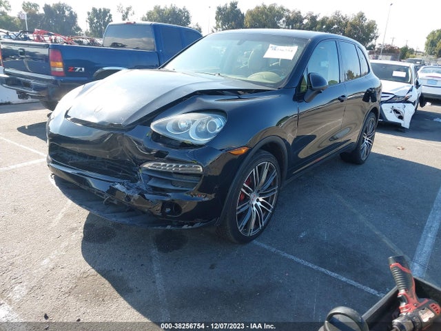 2012 PORSCHE CAYENNE WP1AB2A22CLA42164 Photo 1