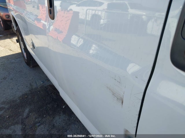 Chevrolet Express Passenger Ls 2016 1GAZGNFF0G1251027 Image 6