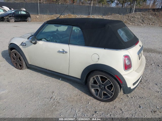 2010 MINI COOPER S WMWMS3C57ATY50600 Photo 2