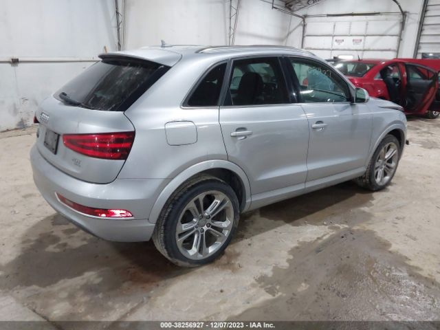 WA1EFCFS8FR008084 Audi Q3 2.0t Premium Plus
