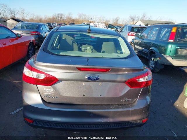 2013 FORD FOCUS SE VIN: 1FADP3F24DL189026