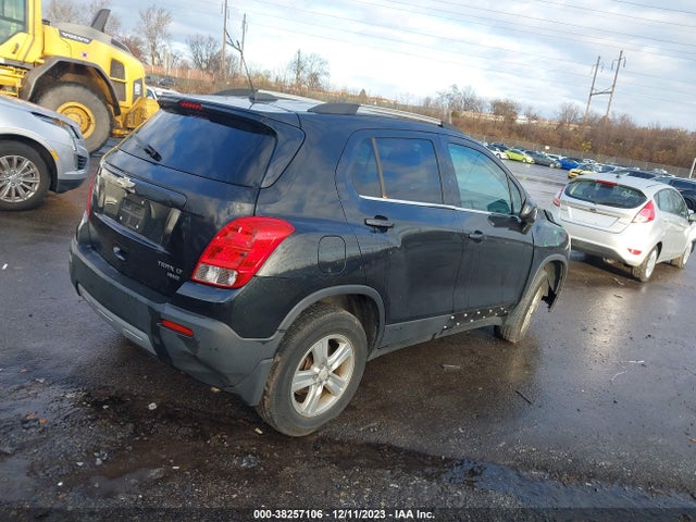 Chevrolet Trax Lt 2016 KL7CJPSB3GB718803 Image 4