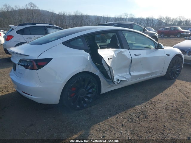 5YJ3E1EC7NF261576 Tesla Model 3 Performance Dual Motor All-wheel Drive