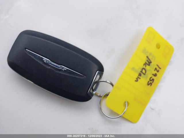 2017 CHRYSLER PACIFICA 2C4RC1DG2HR759973 Photo 10