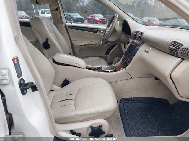 2006 MERCEDES-BENZ C-CLASS WDBRF92H56F767795 Photo 4