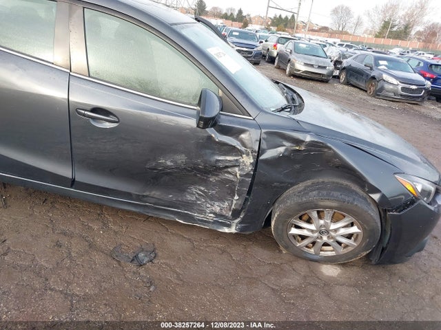 Mazda Mazda3 I Touring 2015 3MZBM1V76FM231481 Image 6