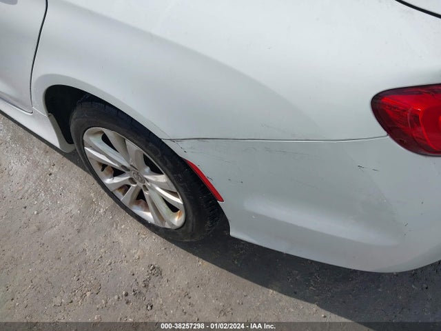 Chrysler 200 Limited 2015 1C3CCCAB0FN743098 Image 12
