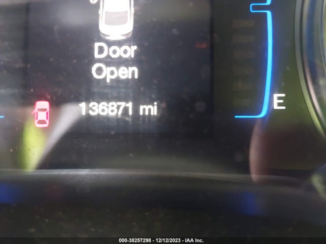 Chrysler 200 Limited 2015 1C3CCCAB0FN743098 Image 7