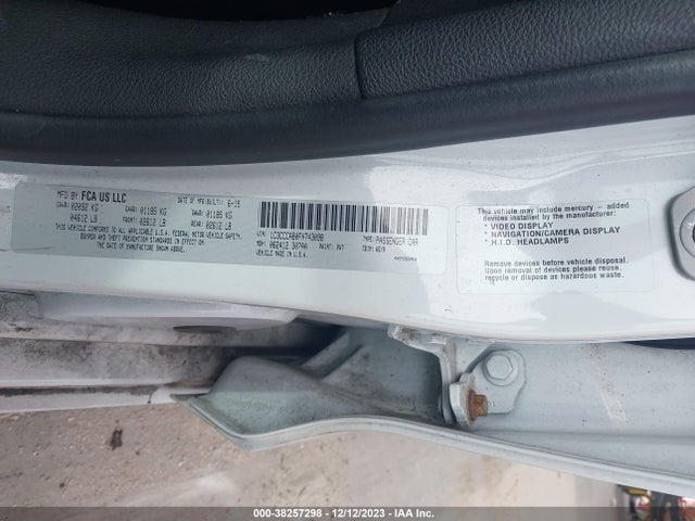 Chrysler 200 Limited 2015 1C3CCCAB0FN743098 Image 9
