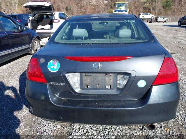 2007 HONDA ACCORD 2.4 LX VIN: 1HGCM56487A220680