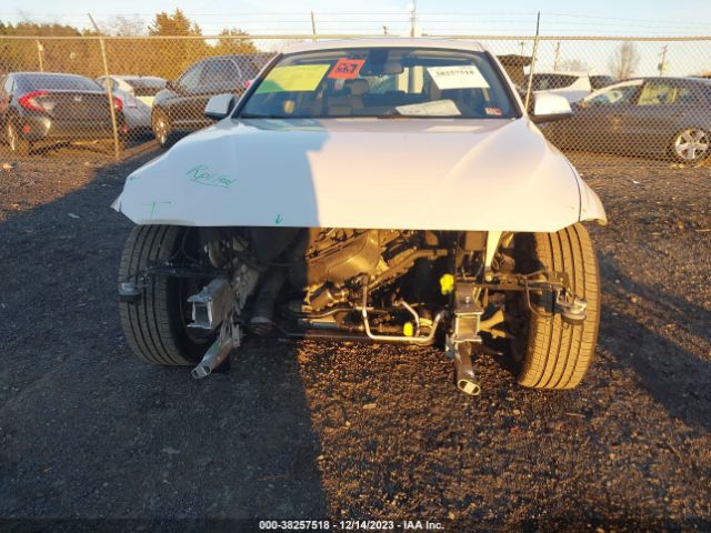 WBA8E1G58JNU90197 BMW 320i