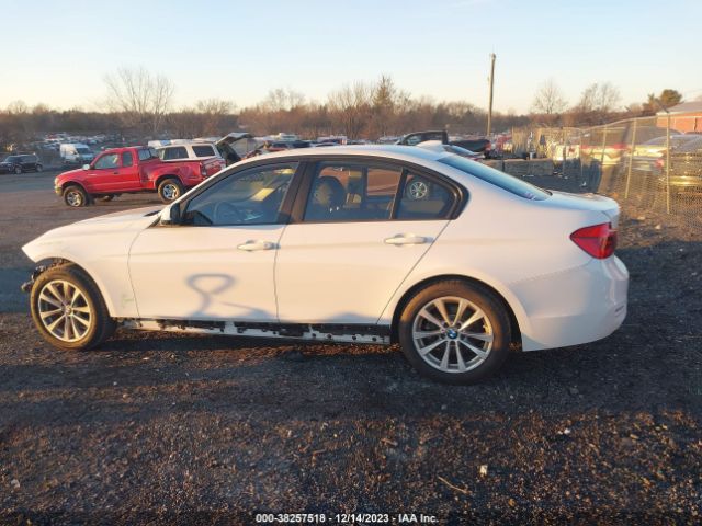 WBA8E1G58JNU90197 BMW 320i