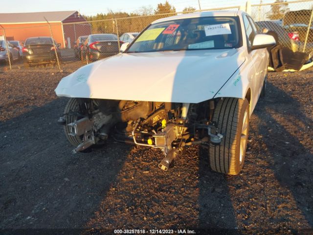 WBA8E1G58JNU90197 BMW 320i