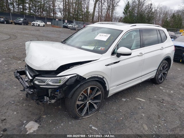 3VV4B7AX0PM047182 Volkswagen Tiguan 2.0t Sel R-line