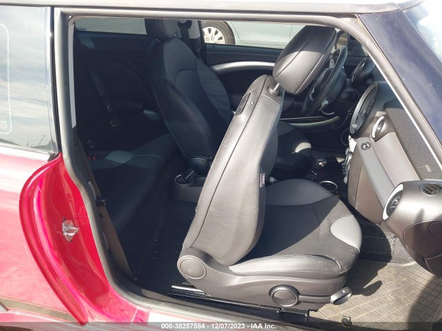 2007 MINI COOPER S WMWMF73587TL91923 Photo 7