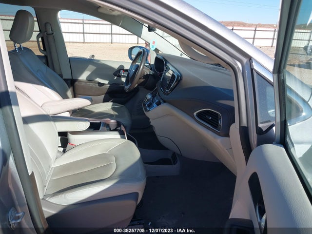 2C4RC1BGXMR509040 Chrysler Pacifica Touring L