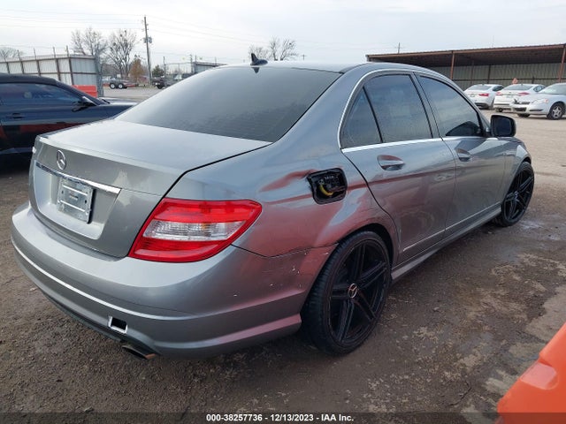 2008 MERCEDES-BENZ C 300 LUXURY/SPORT VIN: WDDGF54X18F031578