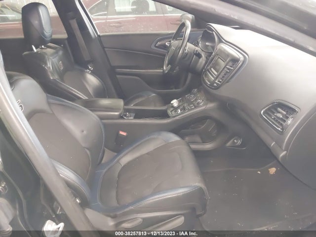 Chrysler 200 S 2015 1C3CCCDG8FN636663 Image 5