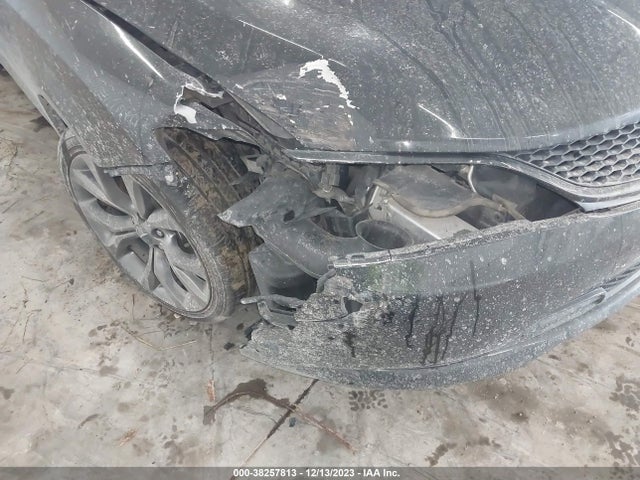 Chrysler 200 S 2015 1C3CCCDG8FN636663 Image 6