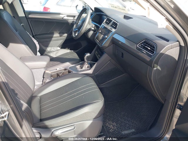 2023 VOLKSWAGEN TIGUAN 2.0T SE VIN: 3VVNB7AX2PM061525