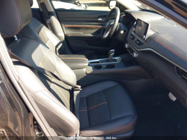 1N4BL4CV1MN396209 Nissan Altima 2.5 Sr