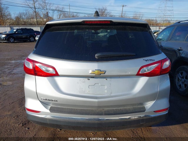 Chevrolet EQUINOX LS 2018 3GNAXHEV0JS566261 Image 16