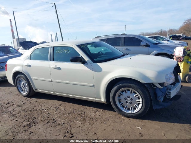 Продаж на аукціоні авто 2006 Chrysler 300, vin: 2C3KA43R76H226620, номер лоту: 38257953