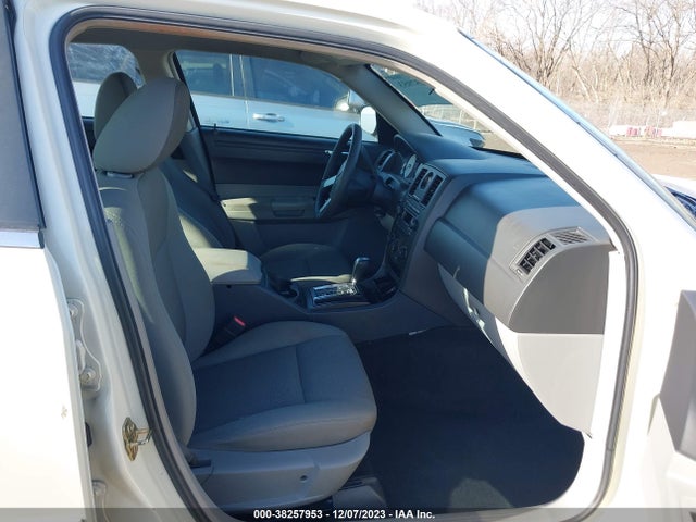 Продаж на аукціоні авто 2006 Chrysler 300, vin: 2C3KA43R76H226620, номер лоту: 38257953