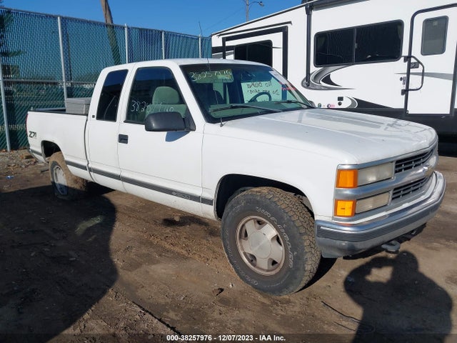 1998 CHEVROLET K1500 FLEETSIDE VIN: 2GCEK19R7W1145329