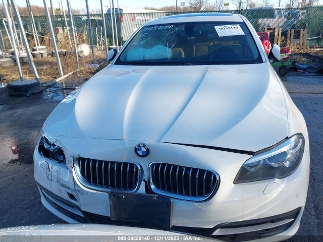BMW 528i Xdrive 2014 WBA5A7C50ED615325 Image 12