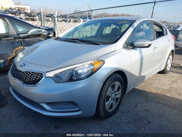 KIA FORTE LX 2015 KNAFX4A65F5263030 Image 2