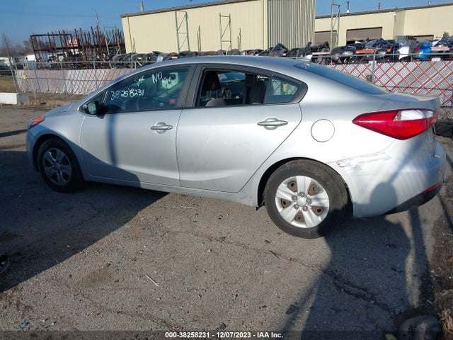 KIA FORTE LX 2015 KNAFX4A65F5263030 Image 3
