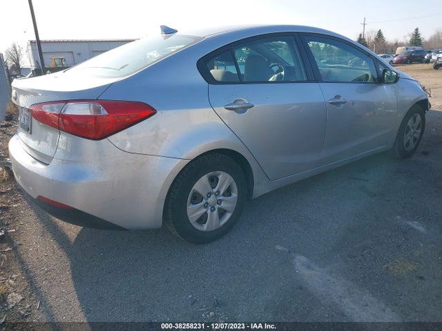 KIA FORTE LX 2015 KNAFX4A65F5263030 Image 4