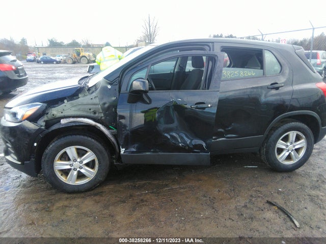 Chevrolet TRAX LS 2017 3GNCJNSBXHL220354 Image 6