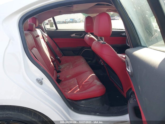 ZARFAMBN5L7635482 Alfa Romeo Giulia Ti Rwd